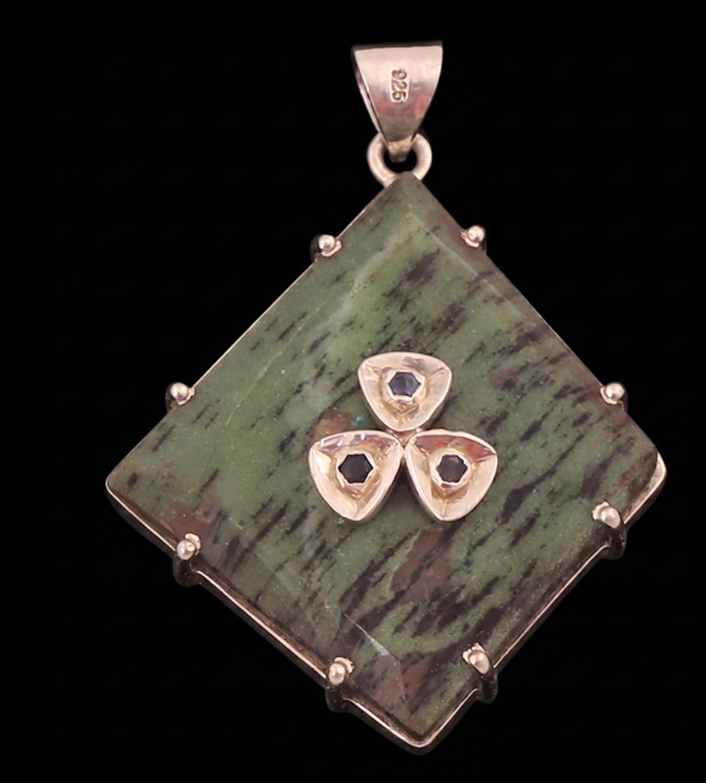Handmade Rubyzoisite Gemstone Pendant, 925 Sterling Silver Victorian Jadau Jewelry